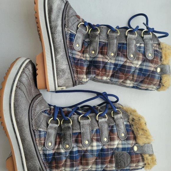 Sorel boots - Picture 3 of 7